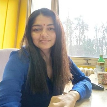 Dr. Nisha Dholakiya